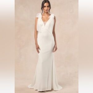 White Maxi Lulu’s Desiree Dress